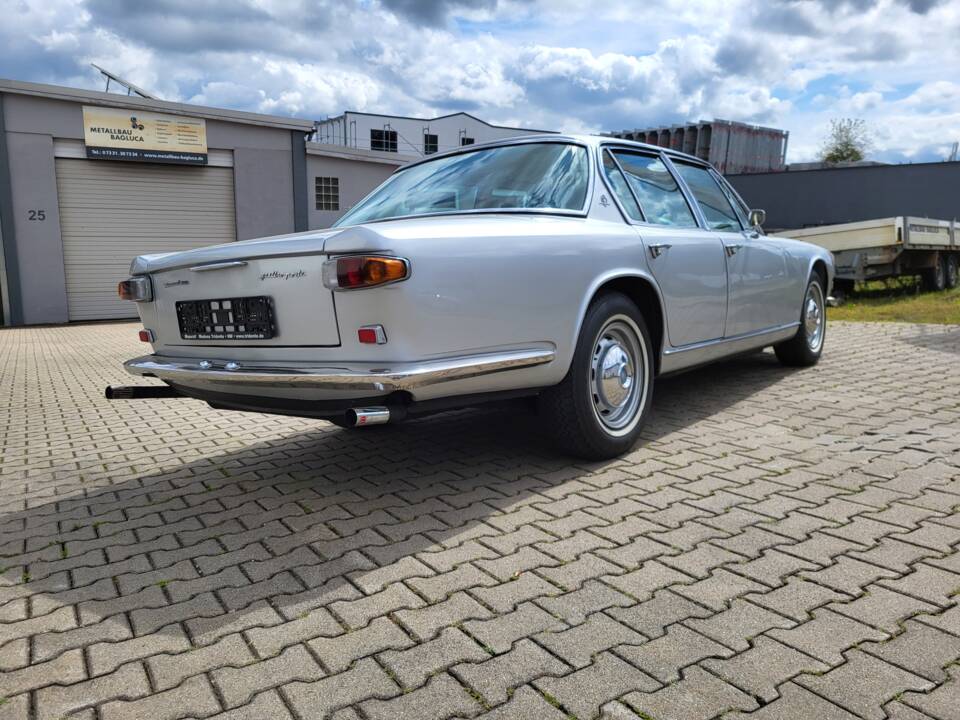 Image 20/56 of Maserati Quattroporte 4200 (1968)