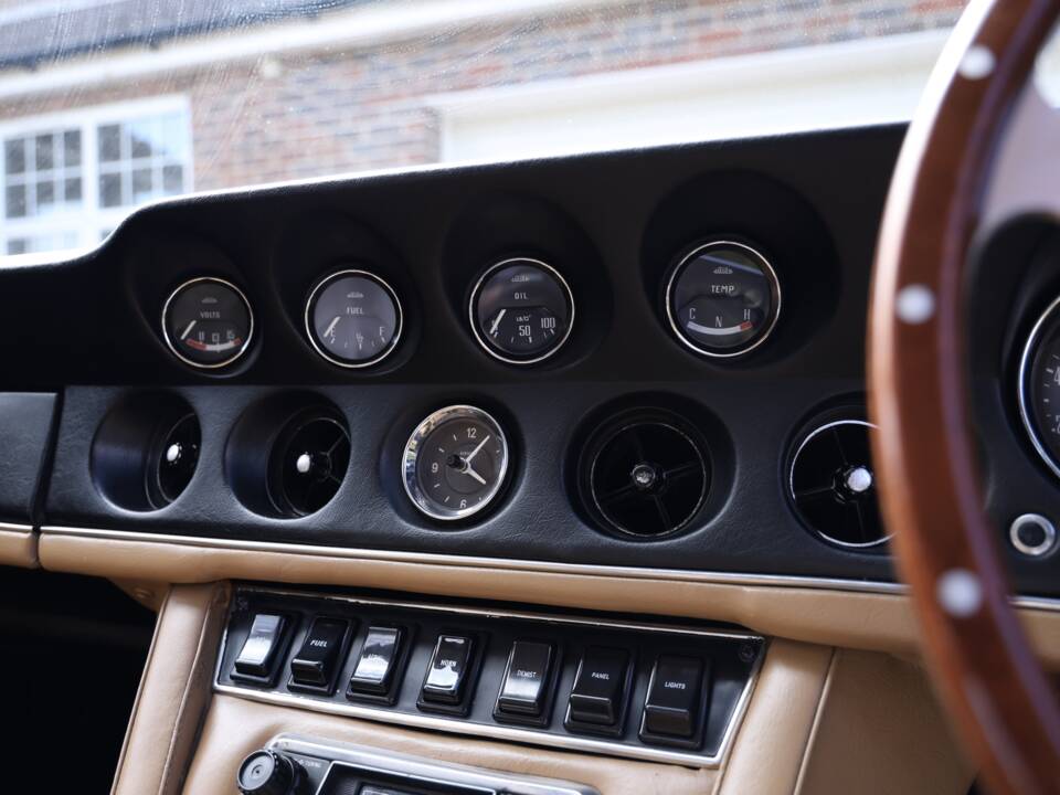 Bild 7/50 von Jensen Interceptor  MK III (1972)