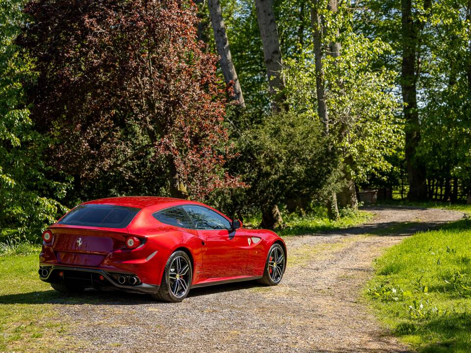 Bild 12/50 von Ferrari FF (2012)