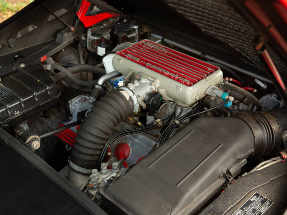 Immagine 3/49 di Ferrari 328 GTS (1988)