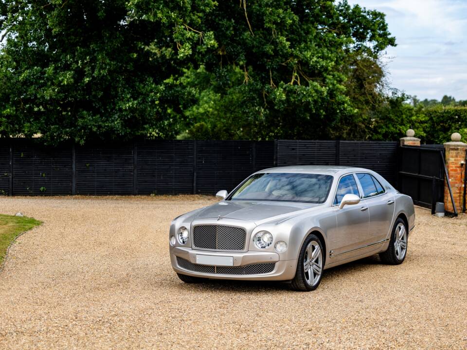 Bild 39/50 von Bentley Mulsanne (2011)