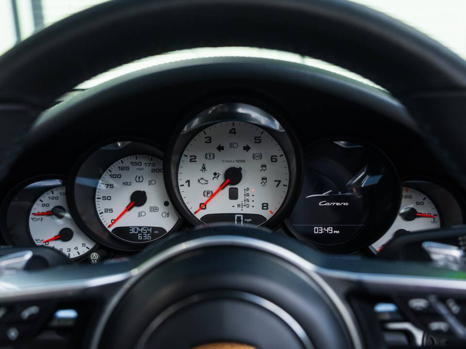 Bild 32/57 von Porsche 911 Carrera (2016)