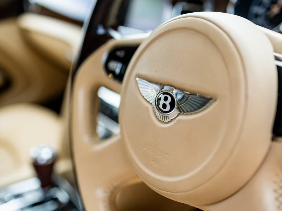 Bild 34/50 von Bentley Mulsanne (2011)