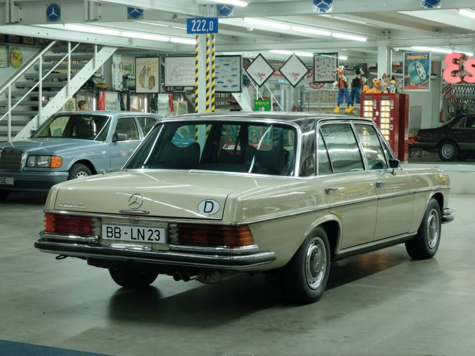 Bild 13/50 von Mercedes-Benz 300 SEL 6.3 (1968)