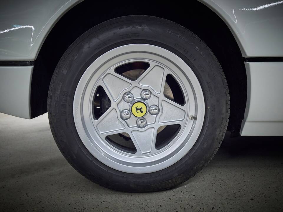 Bild 29/86 von Ferrari 308 GTSi (1982)