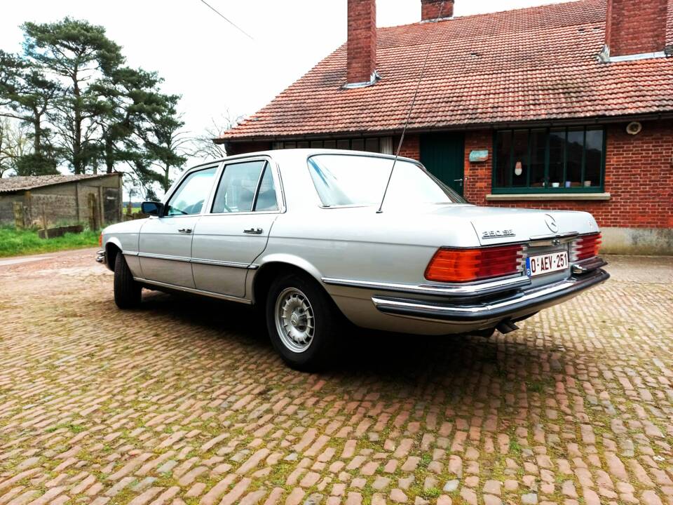 Afbeelding 5/6 van Mercedes-Benz 350 SE (1978)