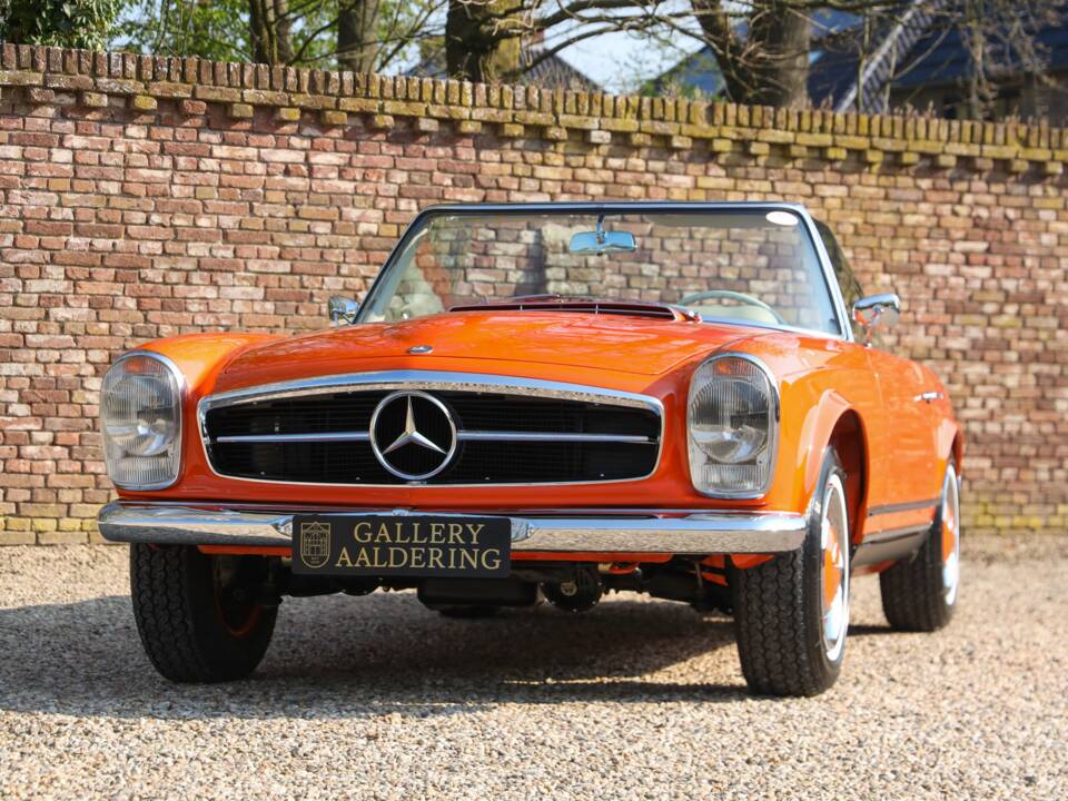 Image 30/50 of Mercedes-Benz 230 SL (1964)