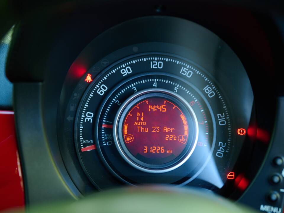 Bild 48/50 von Abarth 595 C Competizione (2014)