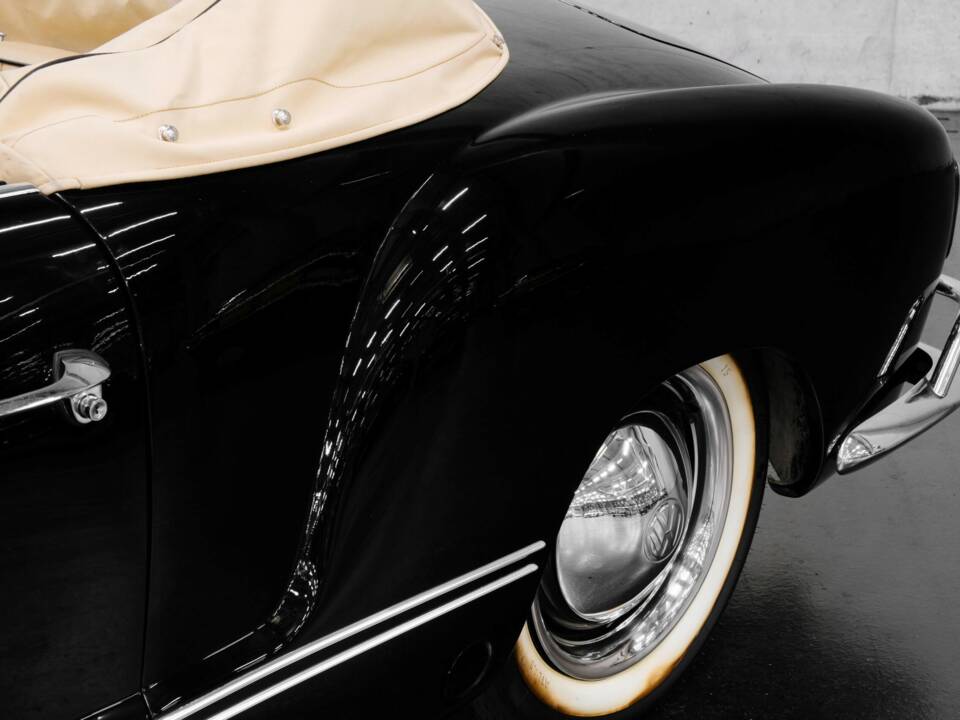Image 44/50 of Volkswagen Karmann Ghia 1200 (1959)