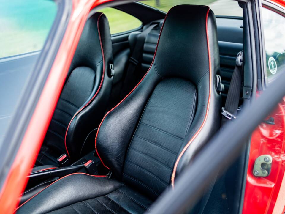 Image 39/45 de Porsche 911 Carrera RS (1990)