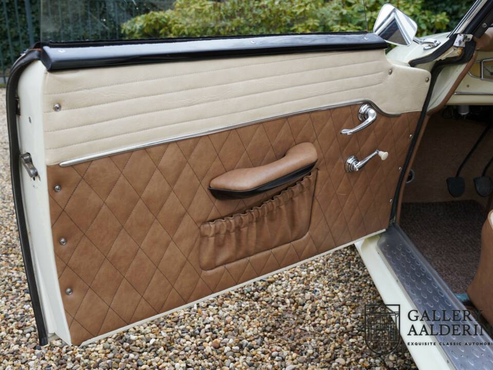 Image 19/50 de Borgward Isabella Coupe (1957)