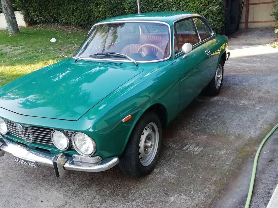 Image 3/7 of Alfa Romeo Junior Zagato GT 1600 (1972)