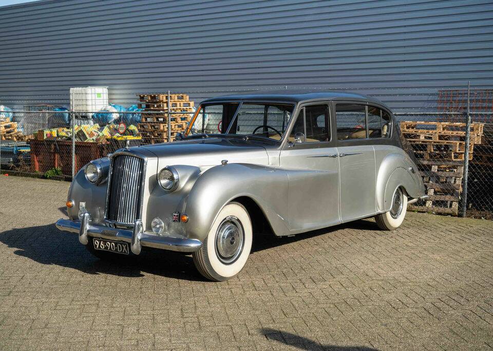 Bild 1/8 von Vanden Plas Princess Limousine (1967)