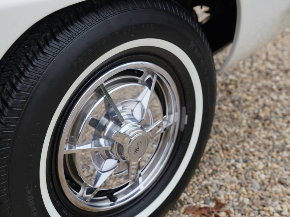 Bild 36/50 von Chevrolet Corvette Sting Ray (1963)