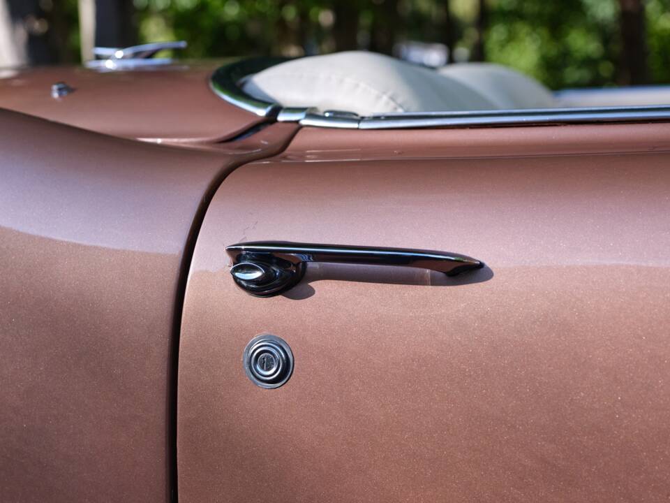 Image 9/36 of Chevrolet Corvette (1956)