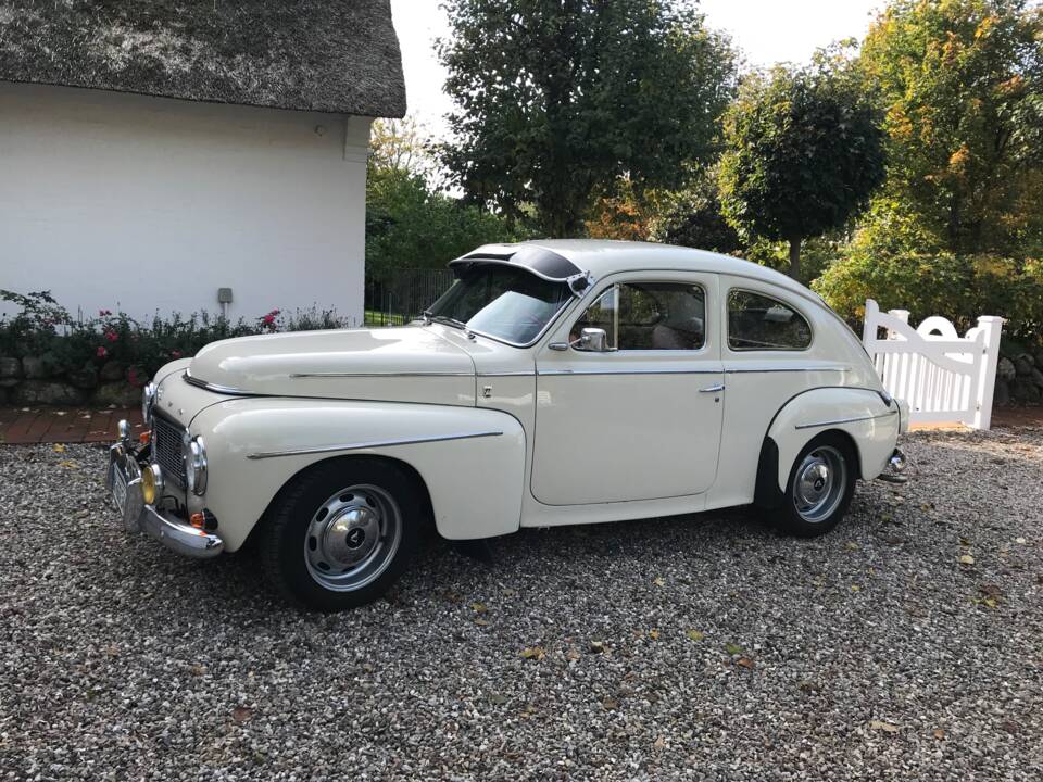 Image 1/4 of Volvo PV 544 (1966)