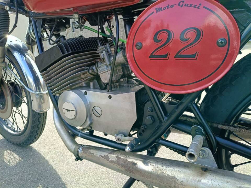 Afbeelding 22/45 van Moto Guzzi DUMMY (1976)