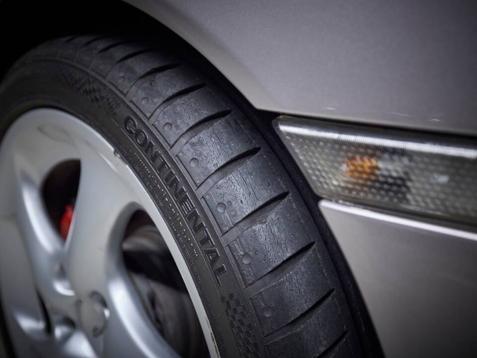 Image 37/98 of Porsche 911 Turbo (2000)