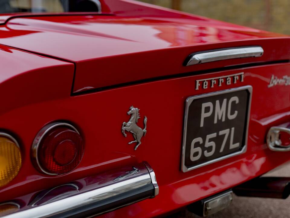 Image 14/30 of Ferrari Dino 246 GTS (1973)