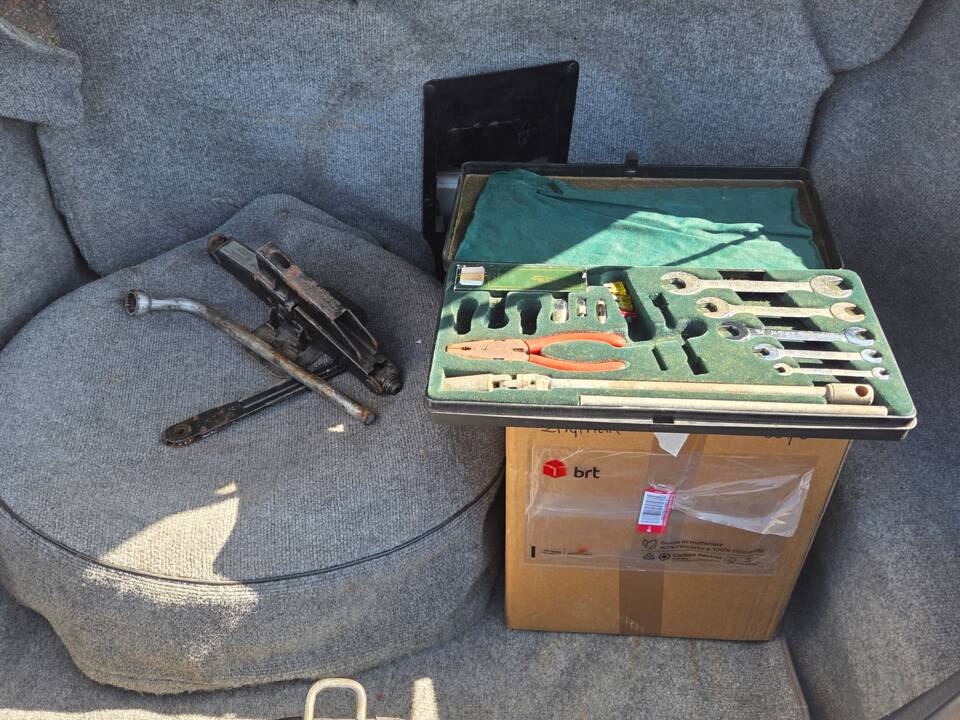 Imagen 16/33 de Jaguar XJ6 3.2 (1990)