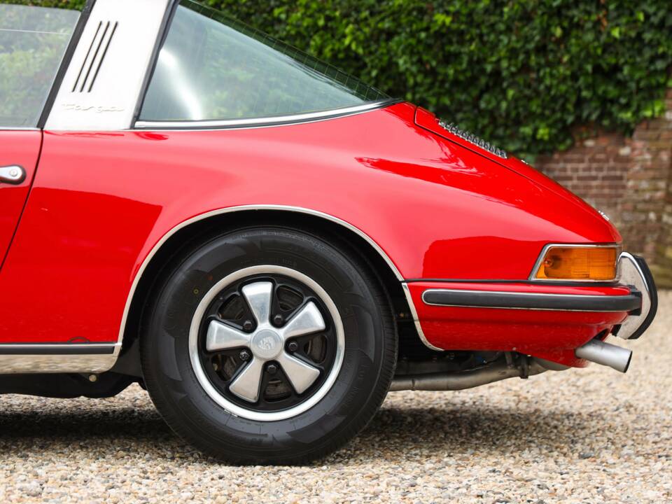 Bild 32/50 von Porsche 911 2.0 T (1970)