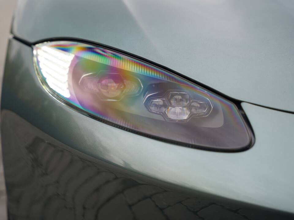 Bild 45/50 von Aston Martin V8 Vantage AMR (2020)