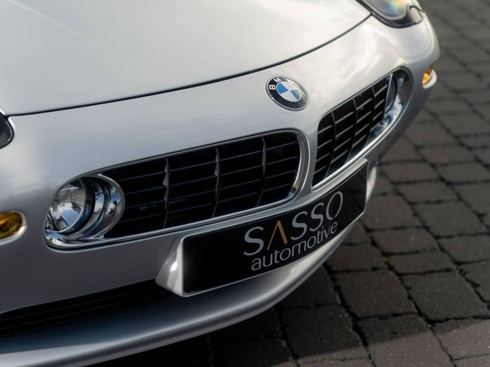 Image 5/84 of BMW Z8 (2001)