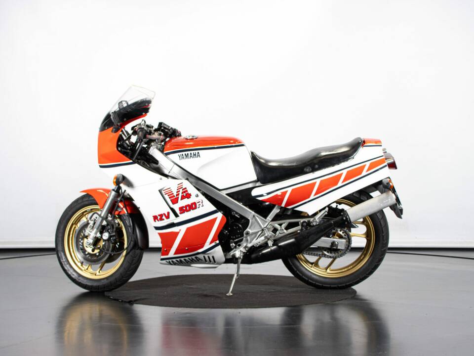 Immagine 1/50 di Yamaha RZV 500 R (1985)