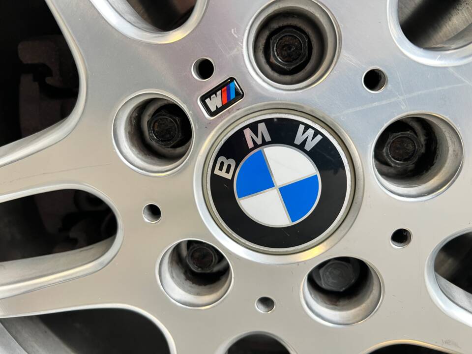 Immagine 41/48 di BMW 740i (2001)
