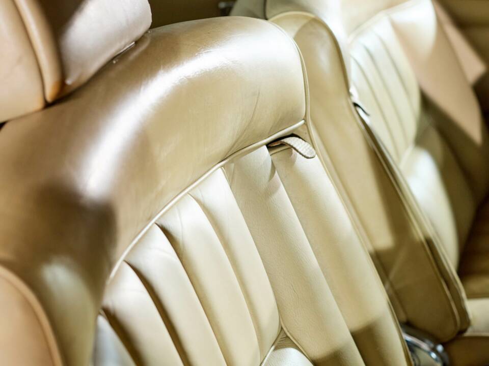 Image 52/62 of Rolls-Royce Silver Shadow I (1969)
