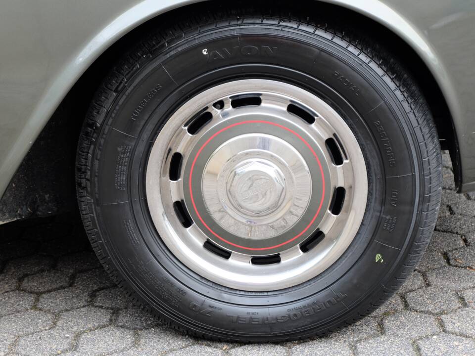 Image 23/48 of Bentley T 1 (1967)