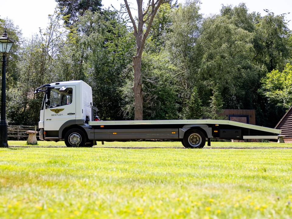 Image 24/31 of Mercedes-Benz Atego 1325 (2009)