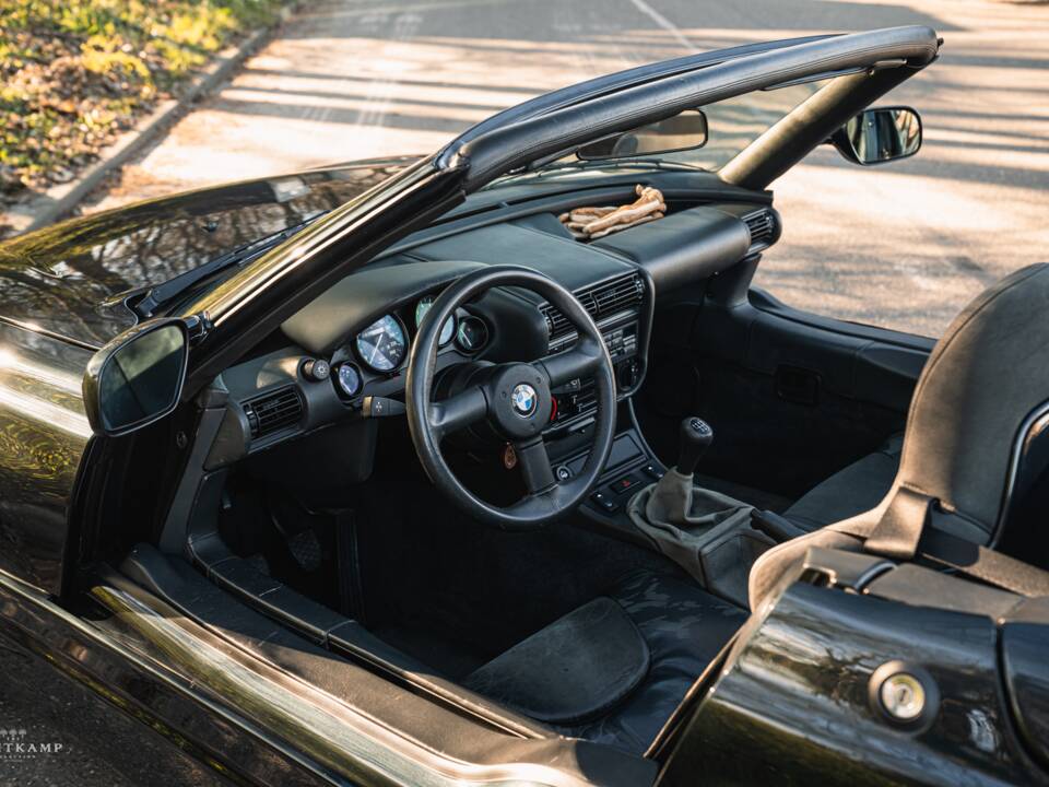 Image 6/8 of BMW Z1 Roadster (1990)