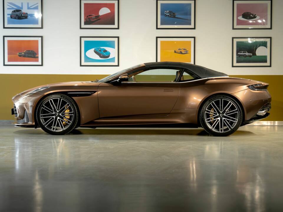 Bild 3/51 von Aston Martin DB12 Volante (2024)