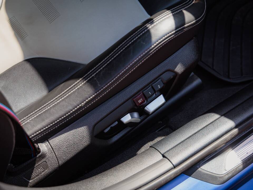 Image 25/37 of BMW M3 (2019)