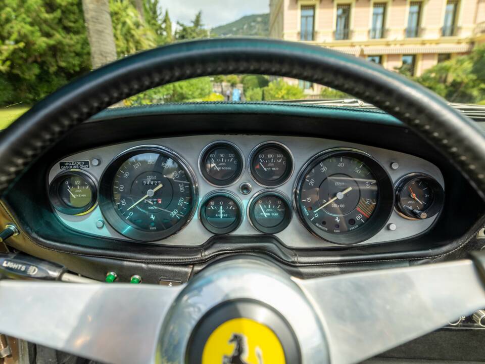 Afbeelding 27/53 van Ferrari 365 GTB/4 Spyder (1971)