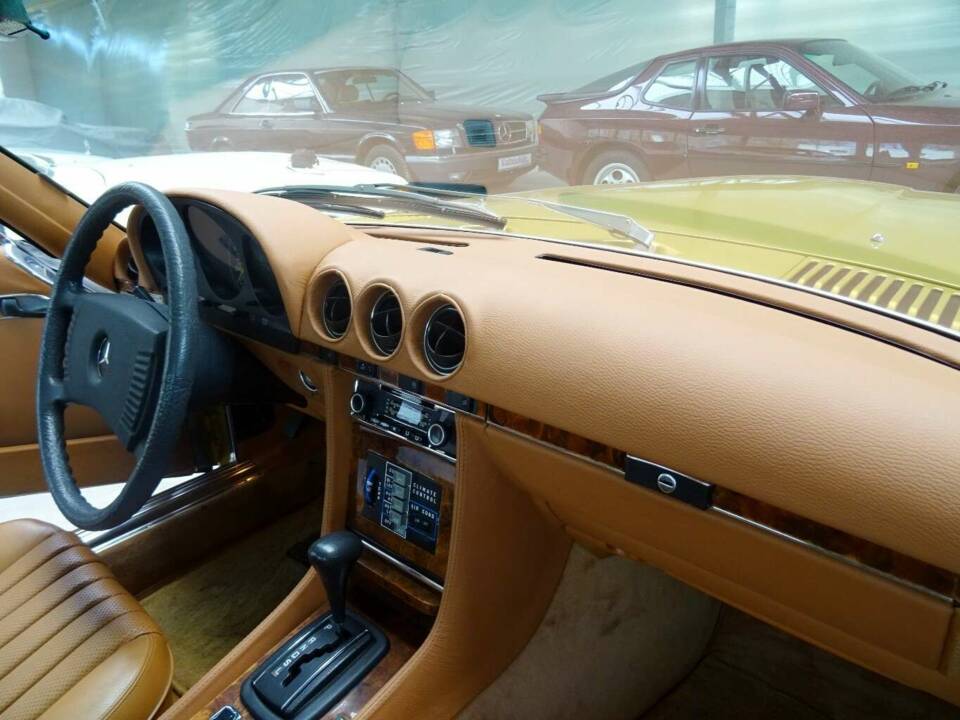 Bild 8/10 von Mercedes-Benz 450 SLC (1977)