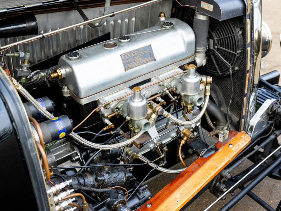 Immagine 3/50 di Aston Martin International (1930)