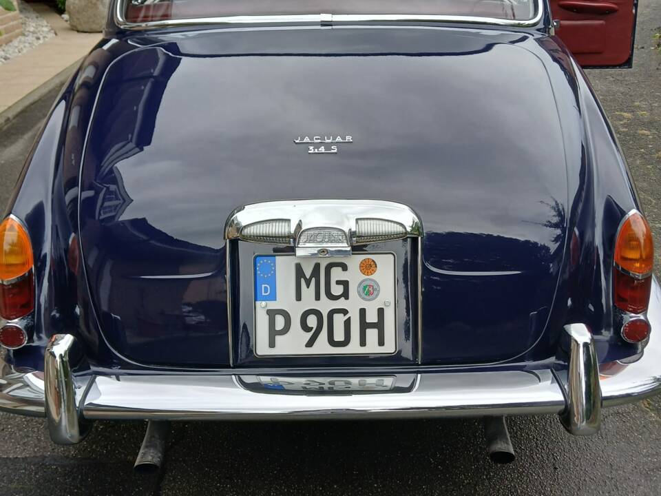 Immagine 2/6 di Jaguar S-Type 3.4 (1967)