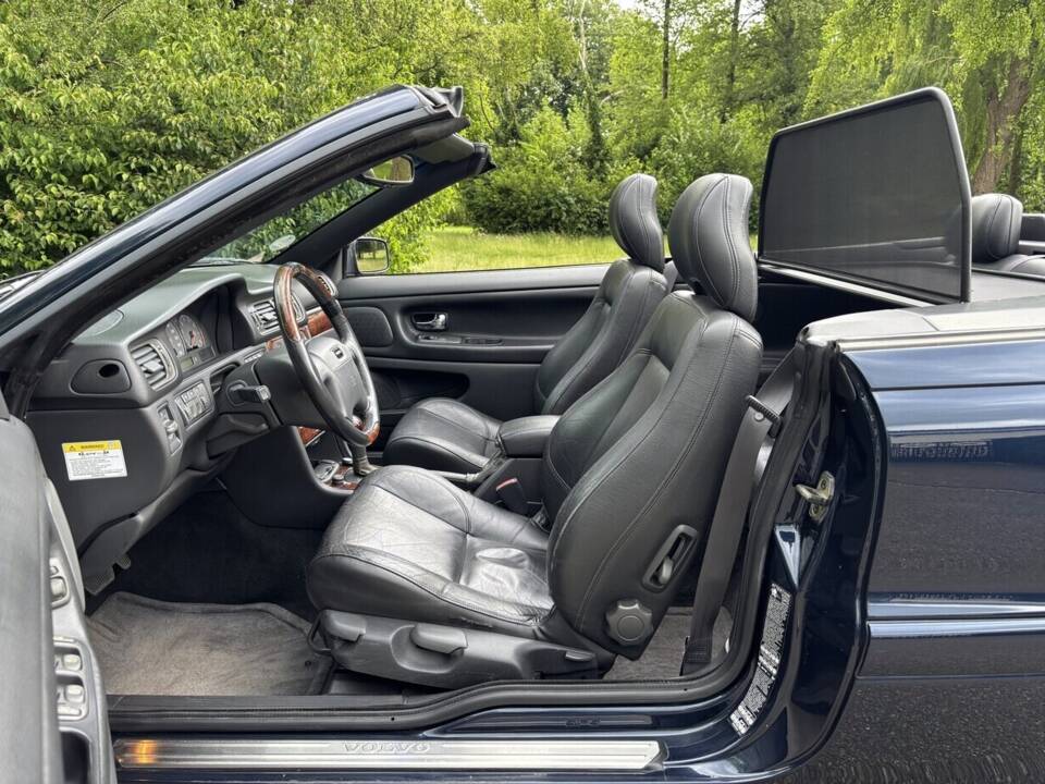 Image 9/21 de Volvo C70 2.0 T (2001)