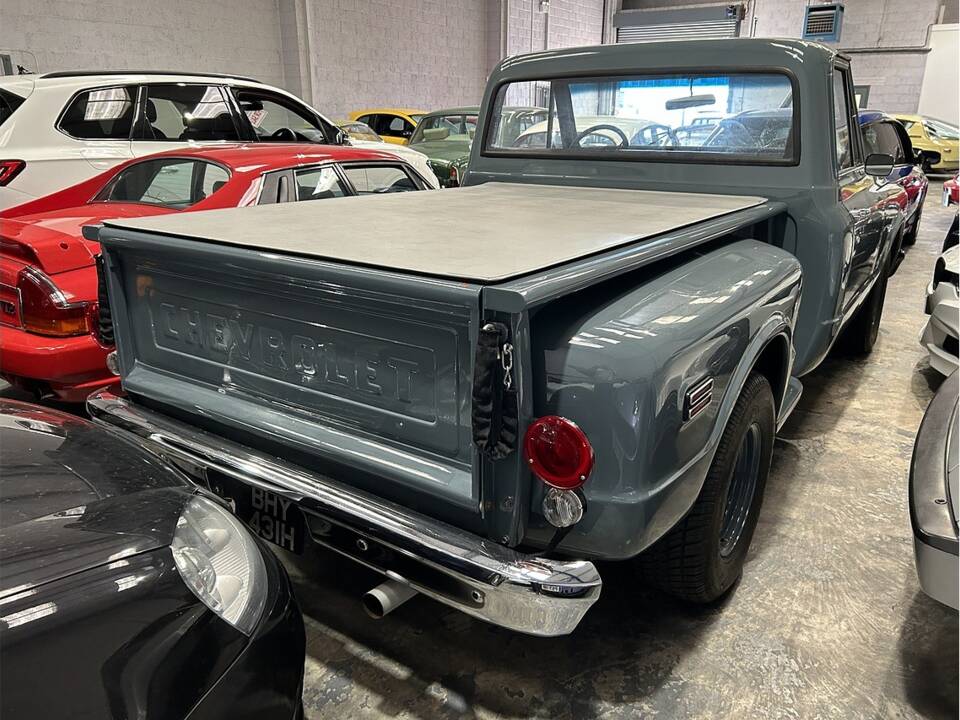 Image 3/7 of Chevrolet C10 Stepside (1970)