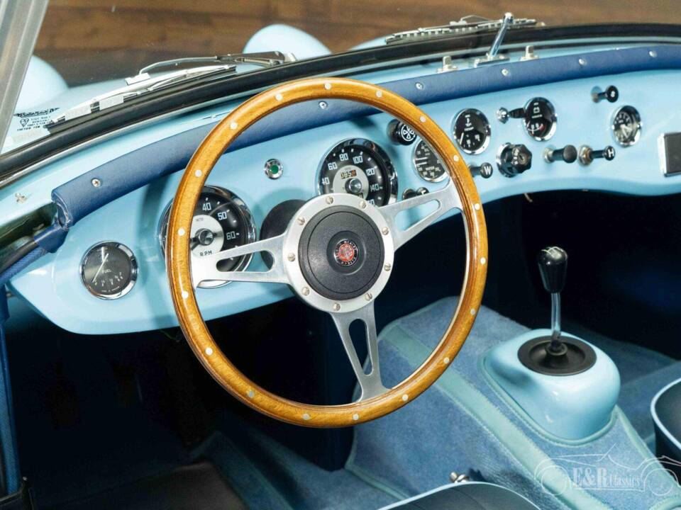 Image 11/19 of Austin-Healey Sprite Mk I (1959)