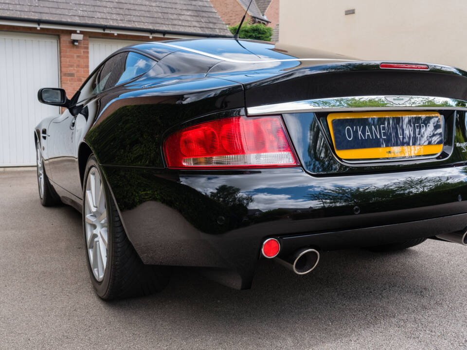 Bild 19/42 von Aston Martin V12 Vanquish S Ultimate Edition (2007)