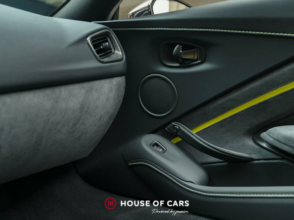 Bild 23/25 von Aston Martin Vantage V8 "F1 Edition" (2022)