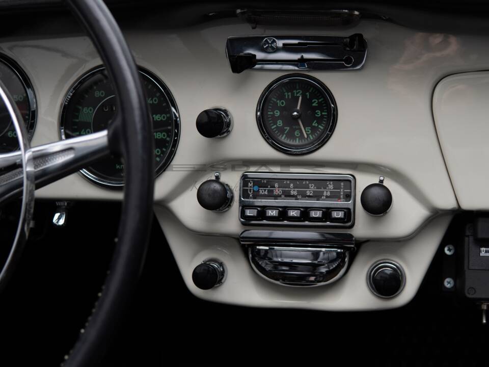 Bild 29/30 von Porsche 356 C 1600 (1964)