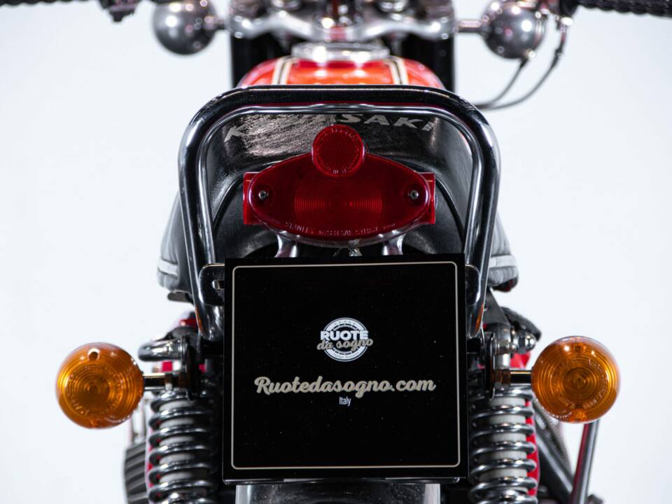 Imagen 21/50 de Kawasaki DUMMY (1970)