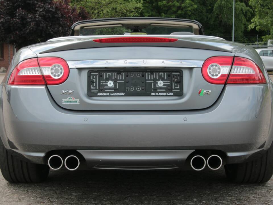 Bild 4/88 von Jaguar XKR (2010)