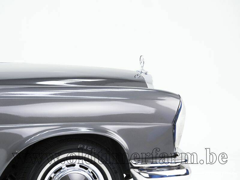 Immagine 11/15 di Mercedes-Benz 220 SE b (1963)