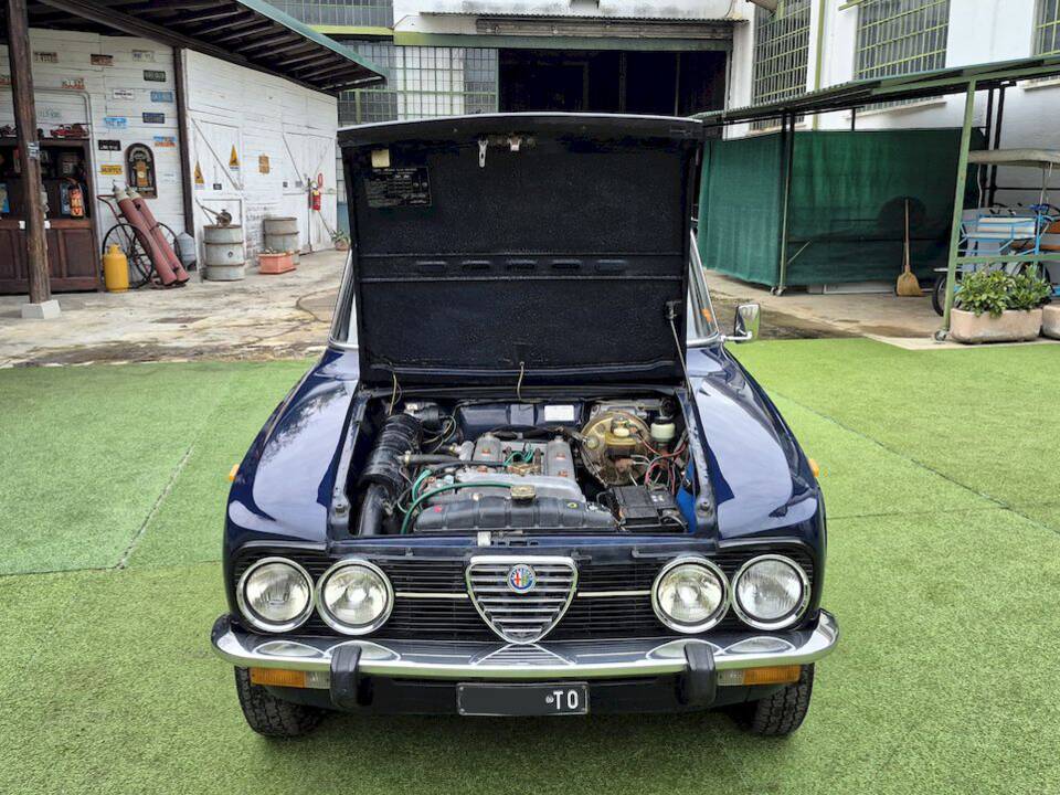 Imagen 51/67 de Alfa Romeo Giulia Nuova Super 1600 (1977)