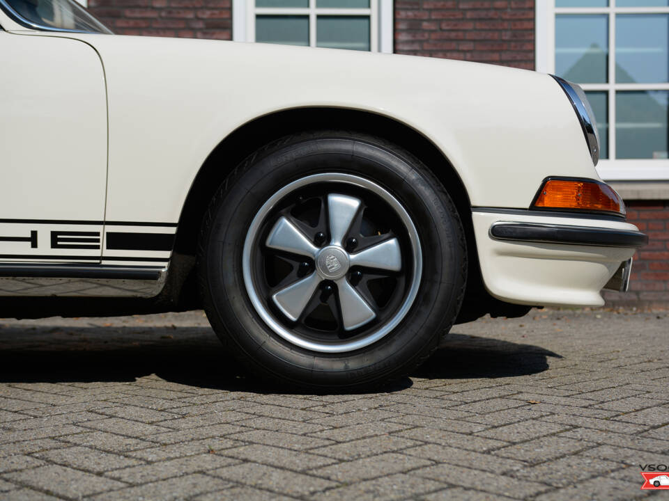 Image 9/22 de Porsche 911 2.4 E (1973)